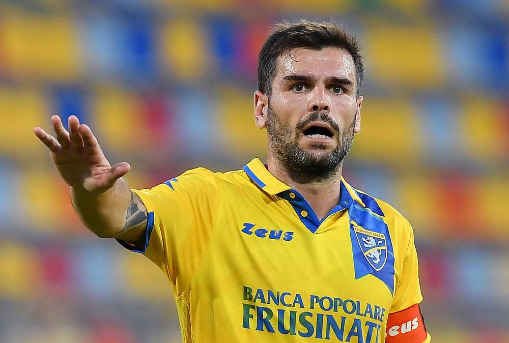 Salernitana, per la difesa nel mirino c'è anche Brighenti del Catanzaro