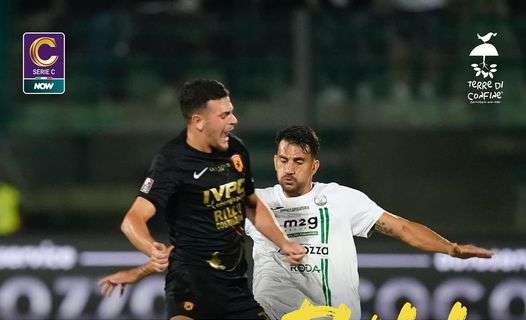 Monopoli-Benevento 1-0: il primato in C ha la faccia di Viteritti