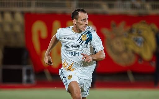 Serie B, il Catanzaro pareggia in rimonta: 2-2 con la Juve Stabia