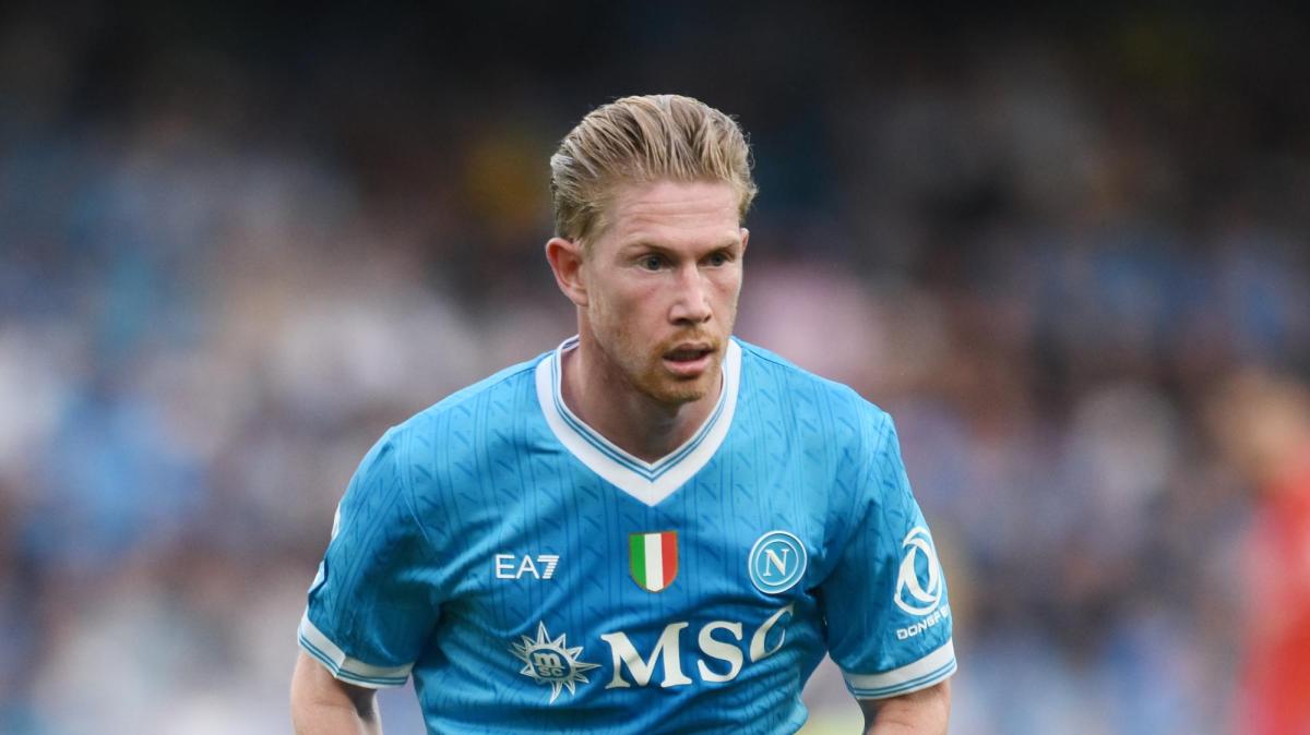 Napoli, De Bruyne: "Contento dell'addio di Conte, diversa visione del calcio. Se resto? Devo parlare col club"