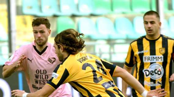 La Juve Stabia si ferma a Palermo, vespe battute al Barbera