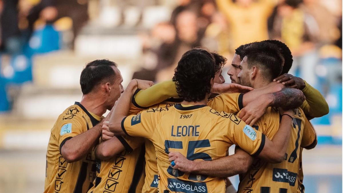 La Juve Stabia schianta l’Empoli al Menti con il punteggio di 2-0