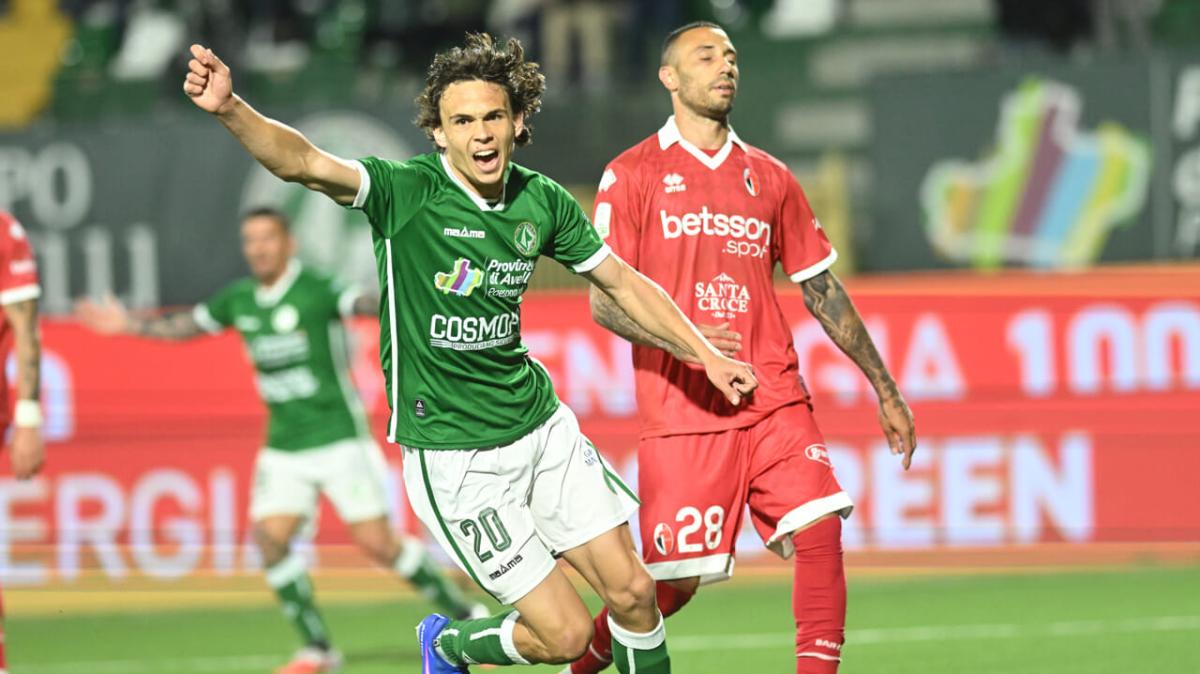 i Lupi sbranano i Galletti, chiudono la pratica salvezza ed inseguono addirittura  il sogno play off