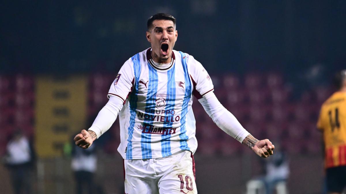 Salernitana, Ferrari può salutare: in caso di offerta sarà sacrificato