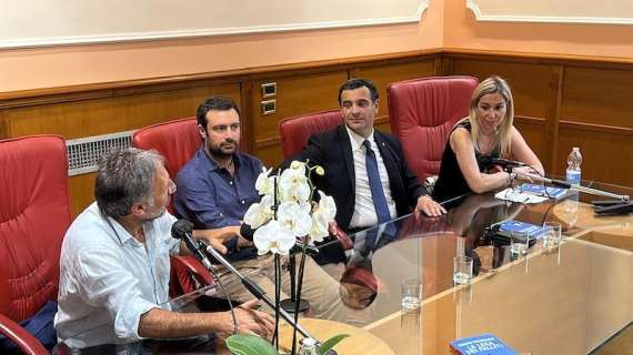 Bruno Majorano presenta "La Lega dei falliti": "Il calcio è  il riassunto della vita "