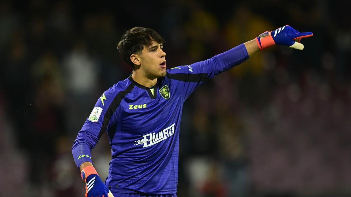 Corriere, espulso al 4'