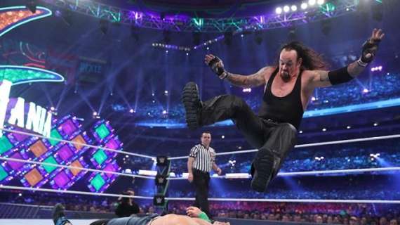 Undertaker vs Cena