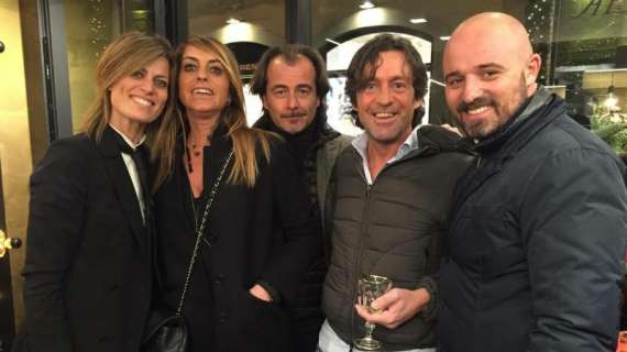 Taglio del nastro per due nuovi negozi a tinte viola, il Fiorentina Store e Teatro Fragranze
