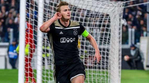 L'Ajax cala un altro poker: Vitesse sconfitto dopo un brutto primo tempo