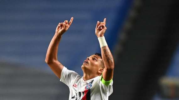 Le aperture in Francia - Thiago Silva lascia il PSG "senza lacrime né rimpianti"