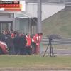 F1 Ferrari, la SF-26 è uno show: Hamilton paparazzo di Leclerc