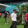 F1 | Ferrari, Leclerc sotto il sole di Miami: l'arrivo in pista