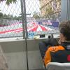 F1 | Gp Baku, Piastri spettatore: merenda e telefono per vedere il GP