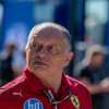 F1 | Rinnovo Vasseur: le riflessioni di Elkann e il duo Leclerc-Hamilton