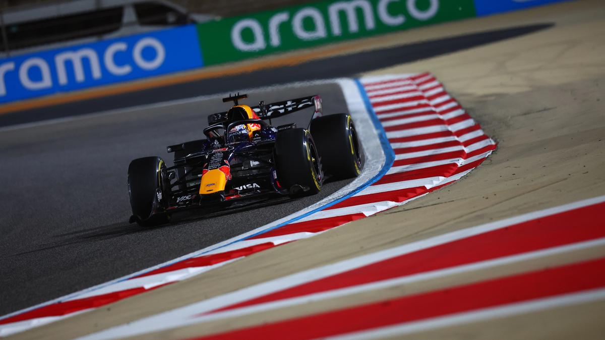 F1 Test, Simulazione top di Verstappen: la Red Bull annulla il degrado e affianca la Ferrari