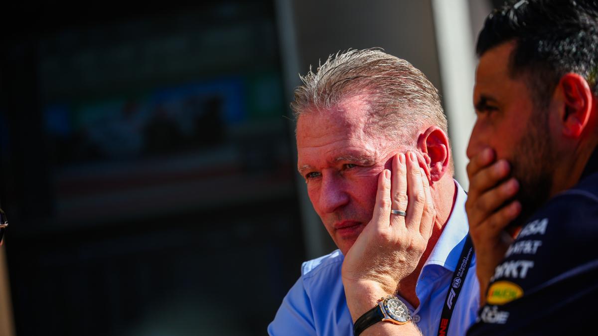 F1, Jos Verstappen punge Mercedes: "Wolff farà ostruzionismo sulle regole, ma la FIA..."