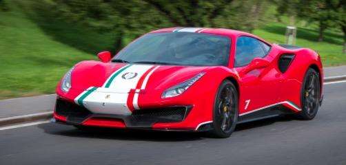 Motori, all'asta la Ferrari 488 Pista Piloti dedicata a Raikkonen