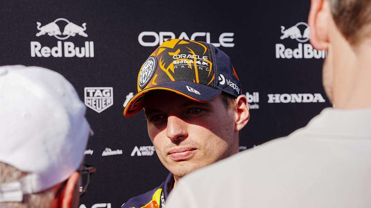 F1 | FP2 Singapore, Red Bull al lavoro. Verstappen chiede più passo