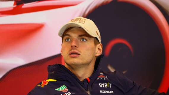 F1 | Singapore, show di Verstappen in conferenza: Max contro la FIA