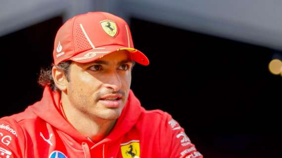 F1 | Ferrari, tutto Sainz: rapporto con Leclerc, Mondiale e l'ombra McLaren