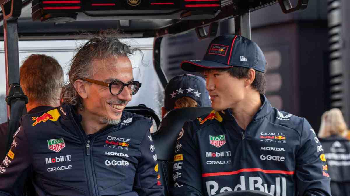 F1 Formula 1 | Mekies su Tsunoda, Verstappen e Lindblad...senza GPS!