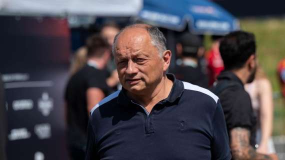 F1 | Sainz commenta il rinnovo di Vasseur e il caos voci in Ferrari