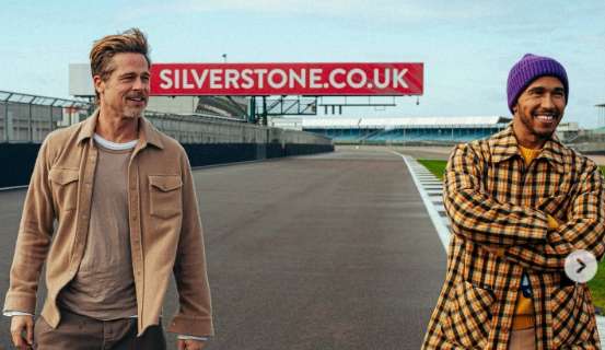 Formula 1 | Ferrari, Hamilton felice per il film con Brad Pitt: "Spero che..."