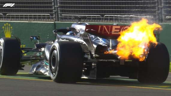 Diretta F1 Australia | Mercedes, fiamme sulla W14 di Russell. Sainz risale 5°
