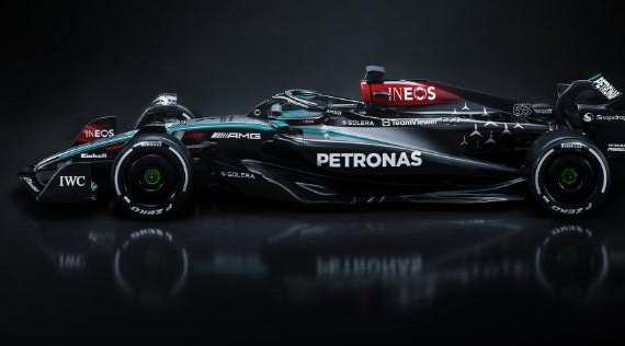 F1 | Mercedes W15: innovazioni lontane da Red Bull. Novità uniche