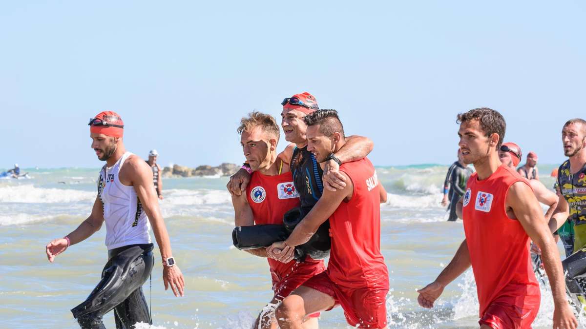 Morte Zanardi | Domenicali, ricordo toccante: "Eredità immortale, la sua forza nel nostro cuore"