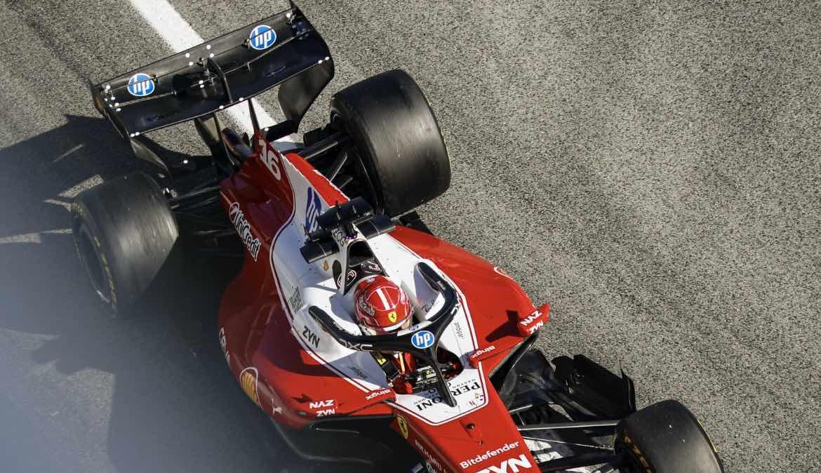 Ocon si travesta da analista: Mercedes avanti, ma Ferrari ha le sue chance