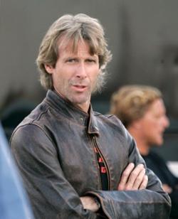 Caos intorno a Cadillac: il regista di Hollywood Michael Bay chiede 1.5 milioni