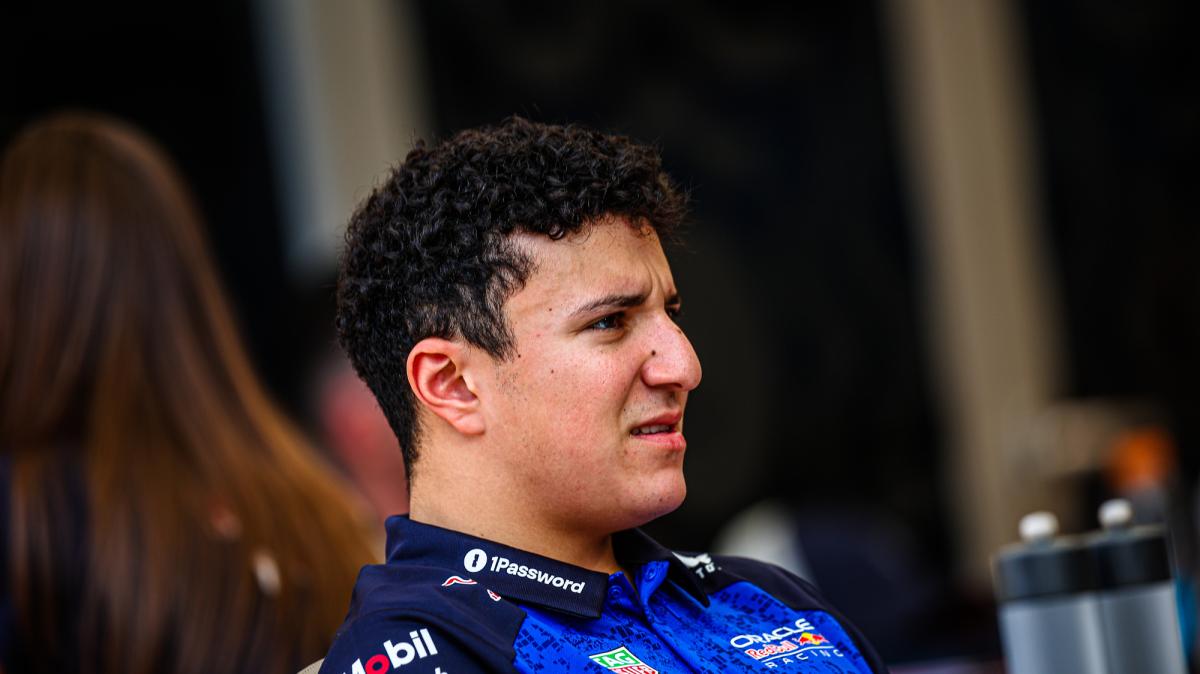 F1 Bahrain, mattinata complicata per Red Bull: Hadjar poco in pista 