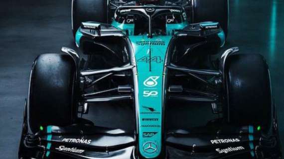 F1 | Mercedes, livrea speciale a Singapore per i 50 anni di Petronas