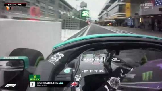 Formula 1 | Mercedes, clamoroso errore di Hamilton: a muro nei box e 90 secondi dopo