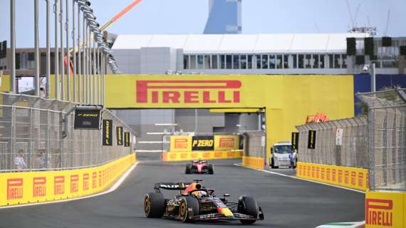 F1 | Arabia Saudita, Verstappen con un nuovo cambio sulla RB