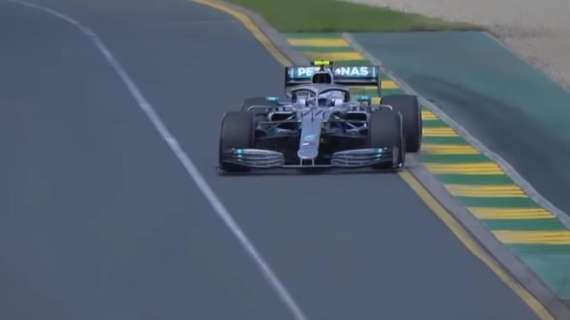 F1, Melbourne / Vince Bottas davanti ad Hamilton. Ferrari giù dal podio