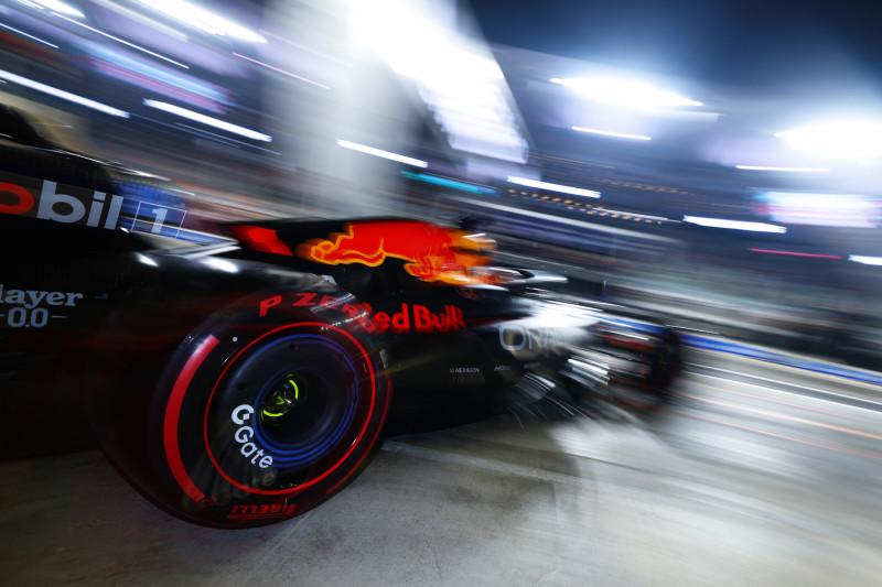 Super Max come Rocky Balboa: la pole di Abu Dhabi riapre il sogno