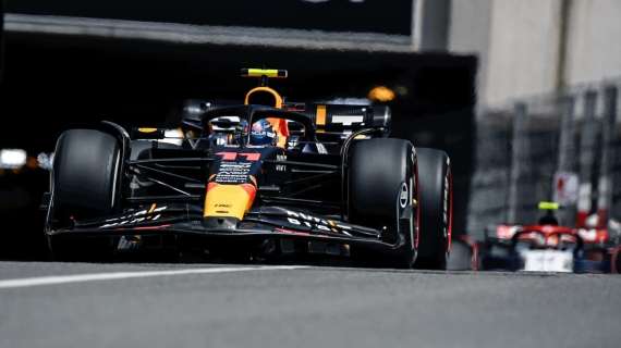 F1 | Red Bull, Horner: "Divario Verstappen-Perez enorme, ora Checo si rilasserà"