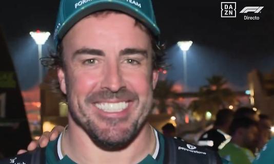 Aston Martin, show di fine anno di Alonso: con una macchina forte...