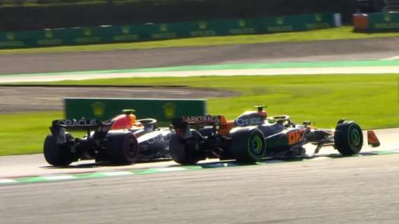 F1 | McLaren, Norris e il quasi incidente con Perez rientrato dopo 35 giri: le urla di Lando