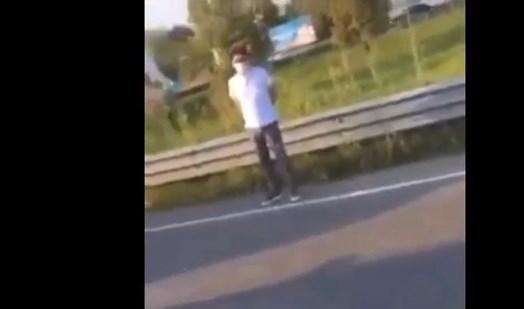 VIDEO / Ferrari, Binotto rimane a piedi: filmato da un tifoso