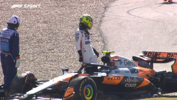 F1 Gara Sprint Austin | Verstappen vince! McLaren out, Russell 2°. Ferrari: 4°-5°