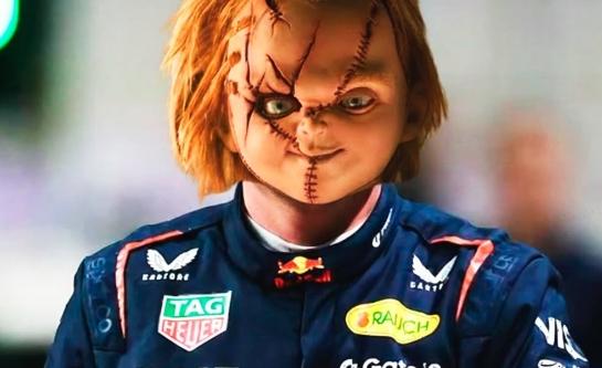 Verstappen se la ride: risposta a Zak Brown in conferenza, è Chucky!
