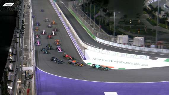 Diretta F1 | Alonso infila Perez, ma per lui penalità! Stroll infila Sainz