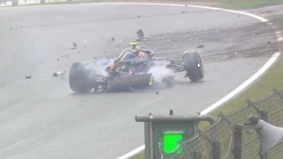 F1 | FP3 Zandvoort, Sargeant tocca l'erba e si schianta: bandiera rossa