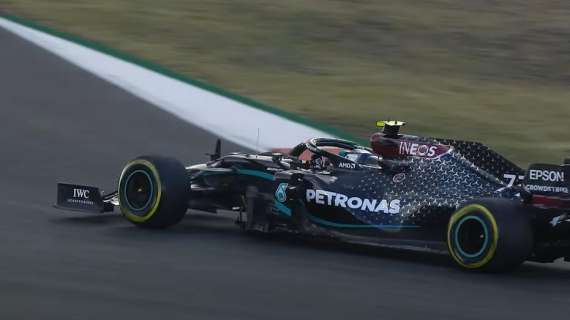 Formula 1 | Diretta Gp Portimao, Hamilton vince: Max 2° e giro veloce. Terzo Bottas, bene l'Alpine. Leclerc 6°, Sainz 11°