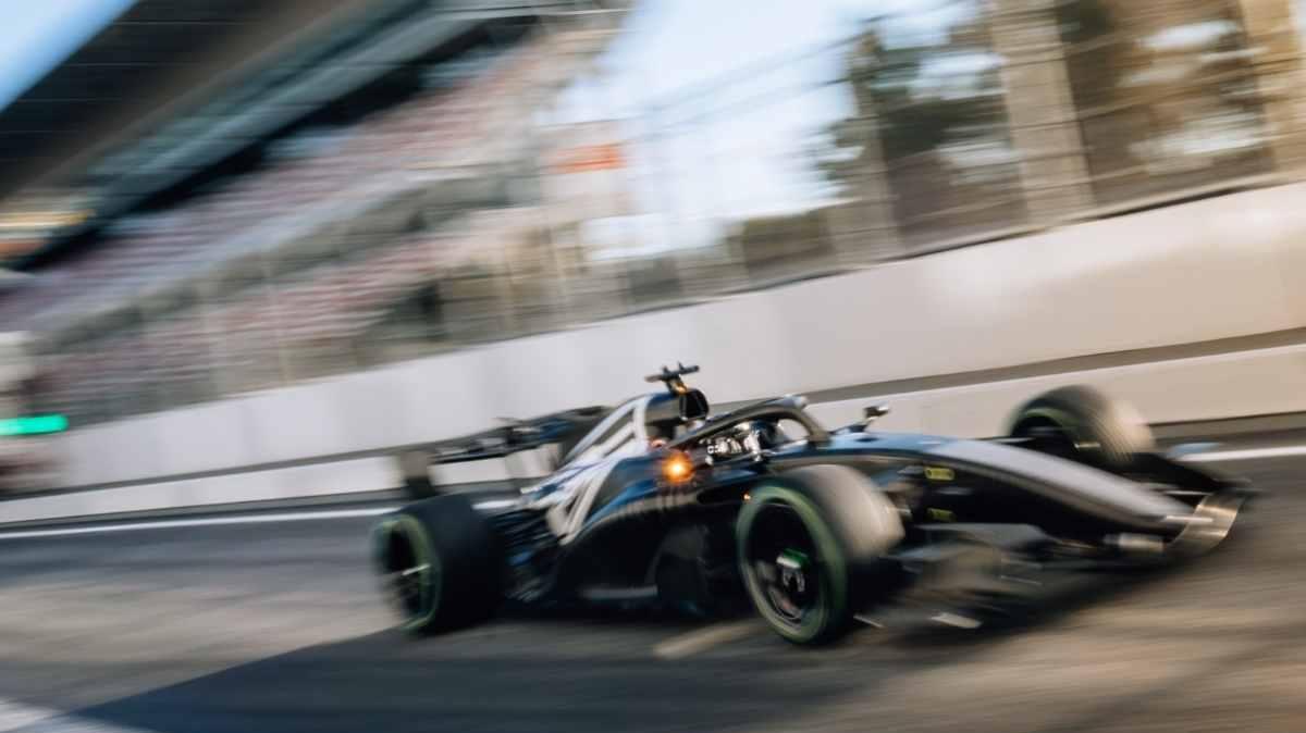 F1 Test Barcellona, Day 1 Mattina: la nuova Red Bull davanti con Hadjar. Antonelli 2°, Haas stakanovista