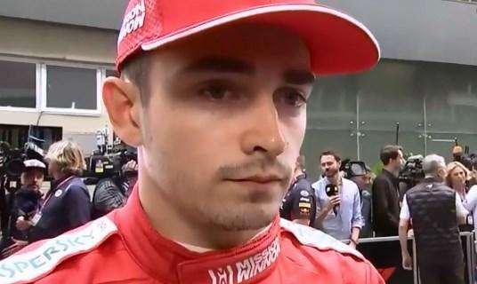 F1 / Ferrari, Leclerc: "Dispiaciuti per la Rossa. Responsabilità? Non voglio parlarne"