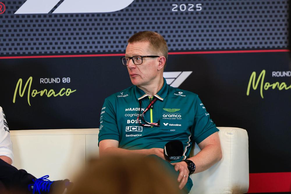 F1 Formula 1 | Caso Cowell, Ferrari osserva: Vasseur valuta la mossa